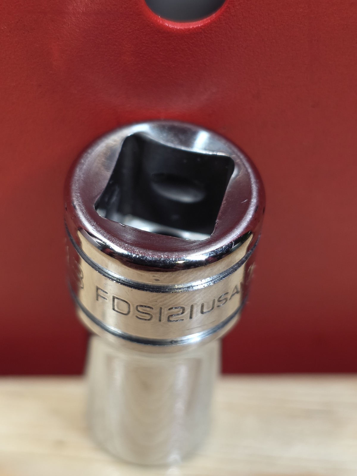 Snap-on Tools FDS121 3/8″ SAE 3/8″ Drive 12-Point Semi-Deep Chrome Socket