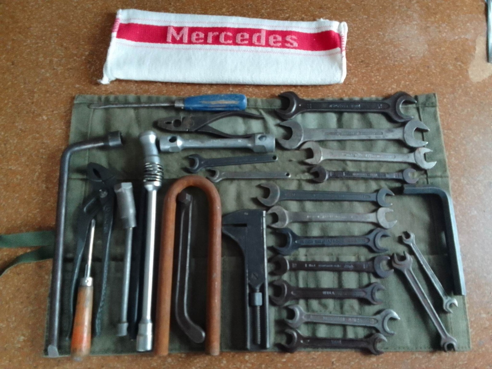 Mercedes Benz tool kit w136 170 v-s w187 220 w120 ponton Adenauer