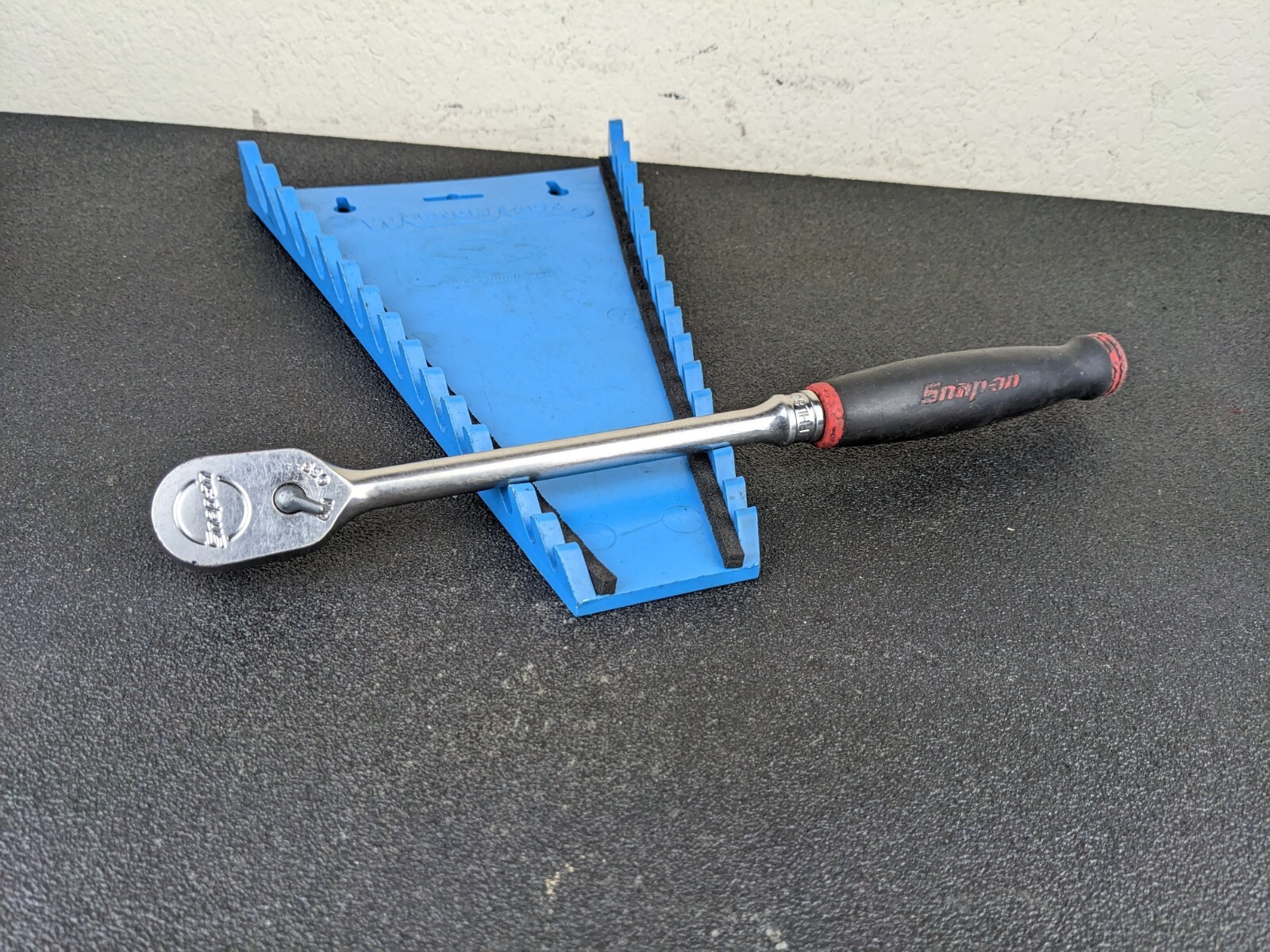 #bj230 Snap-on Tools USA 3/8″ Drive RED Soft Grip Long Fixed Head Ratchet FHL80