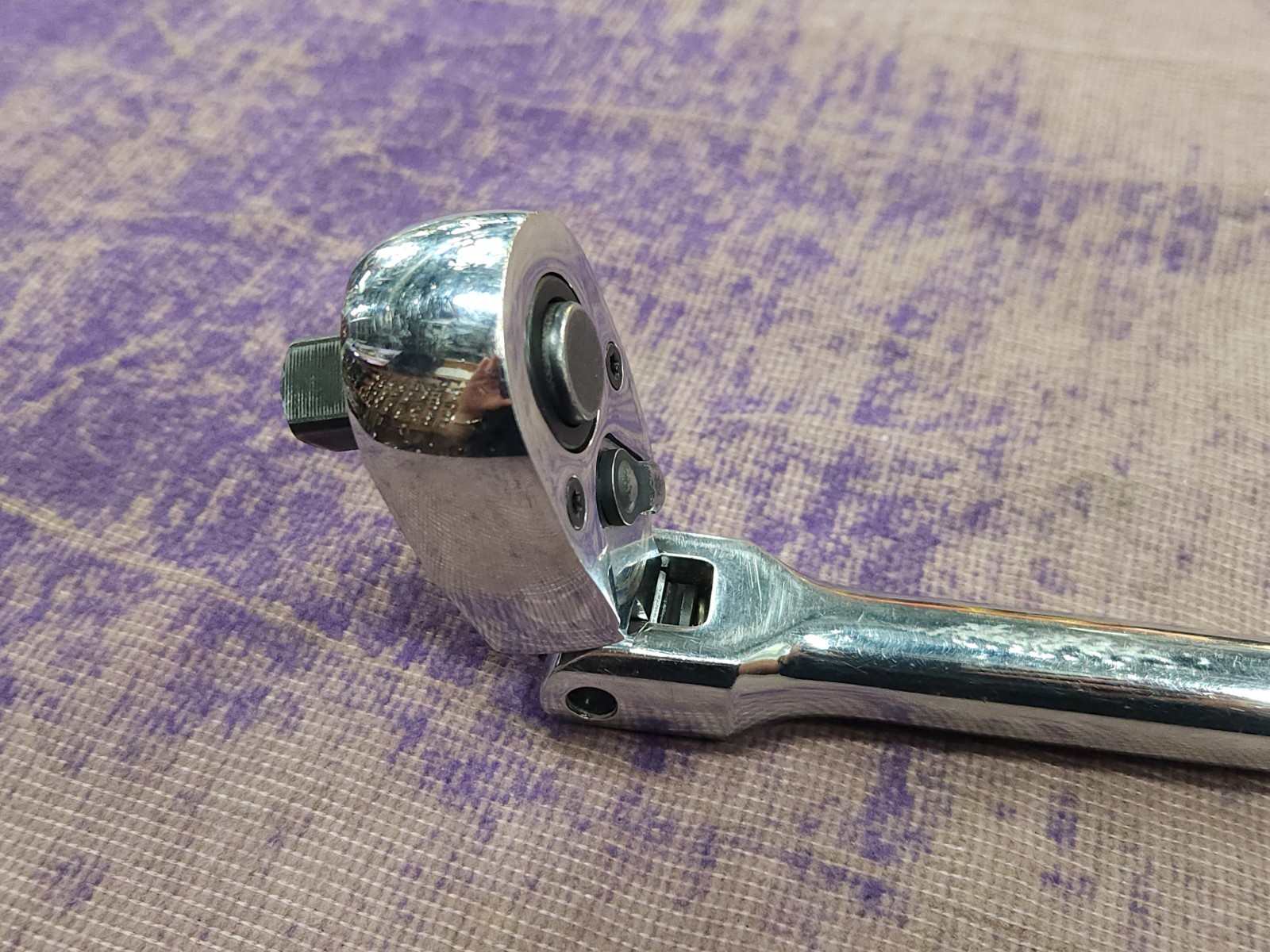 Kobalt Tools 337328 1/2″ Drive 24″ Flexhead Ratchet