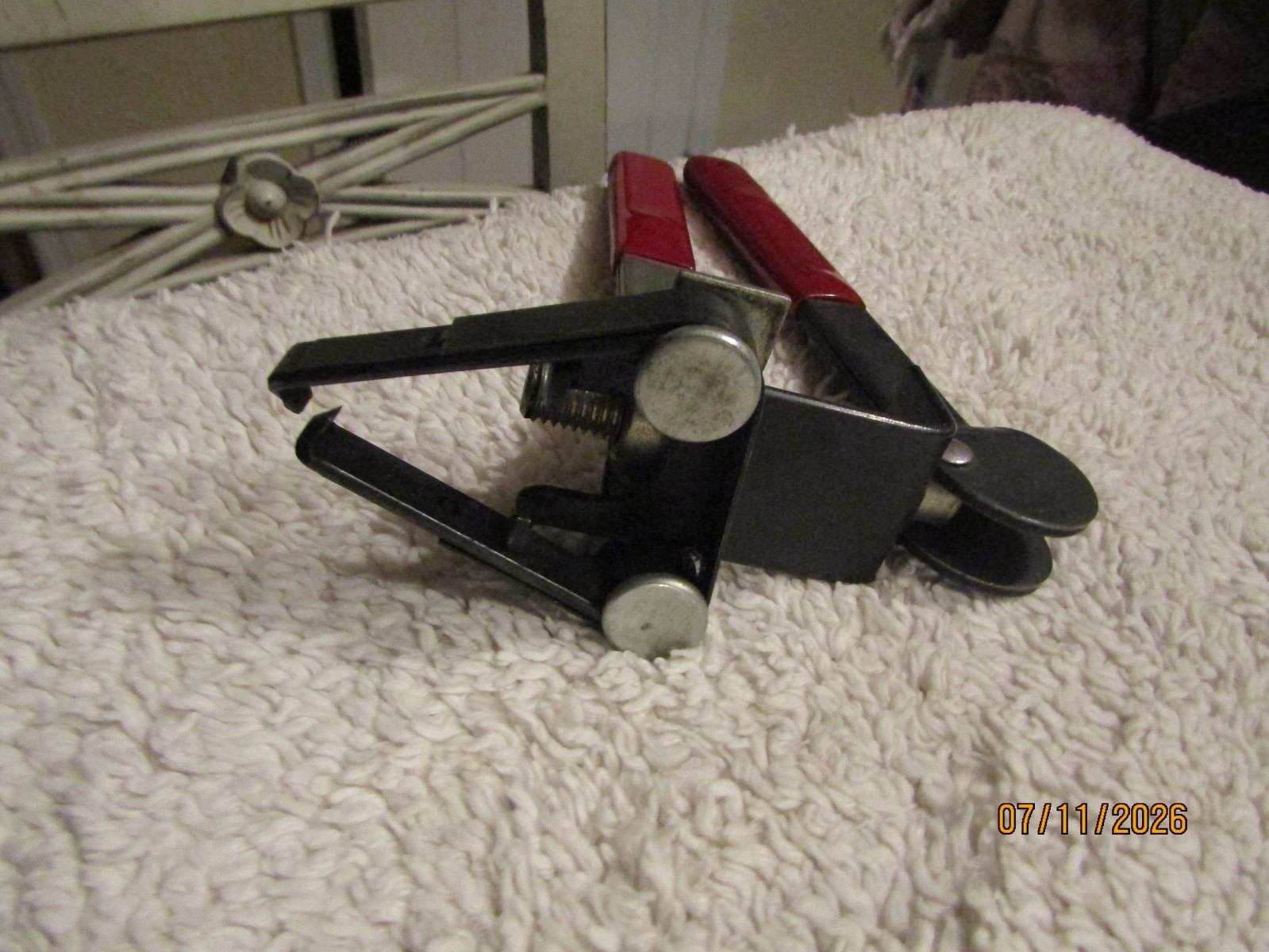 Vintage 7″ Red Handle Spring Loaded 2 Jaw Gear Puller Extactor ? Signed Made USA