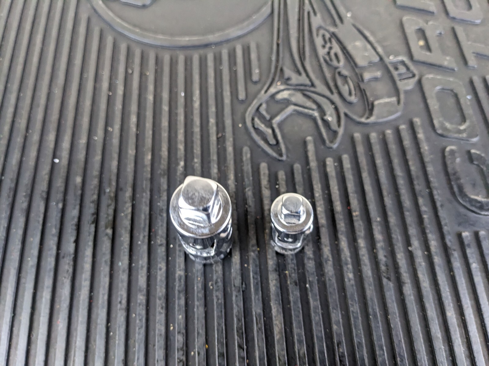 #aw677 Matco Tools Silver Eagle BUSEA 3/8″ AUSEA 1/4″ Chrome Universal Adapters