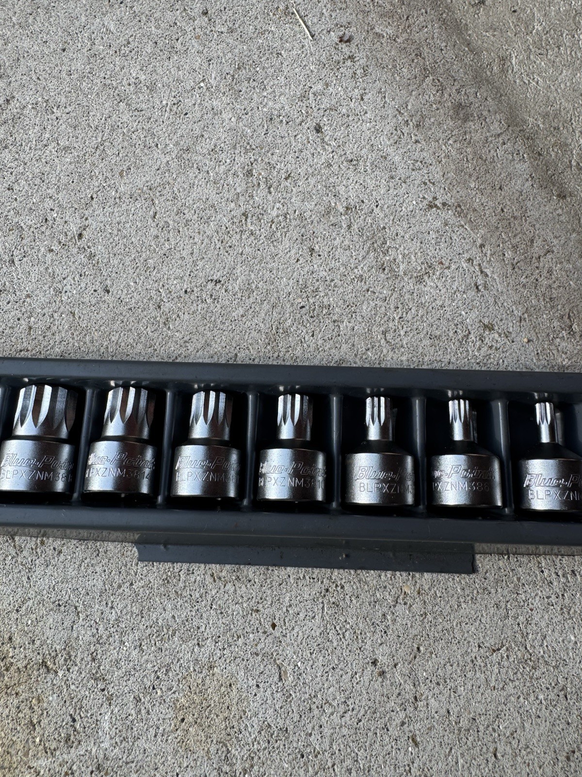 Blue Point BLPXZNM389 9pc 3/8″ Drive Triple Square Bit Stubby Socket Driver Set