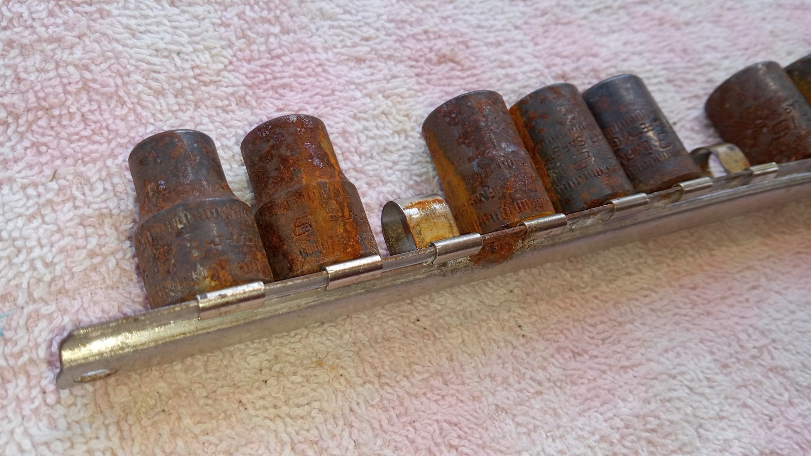 SNAP-ON METRIC IMPACT SOCKET SET RUSTED USABLE CHEAP SEE DESC FOR SIZES air tool