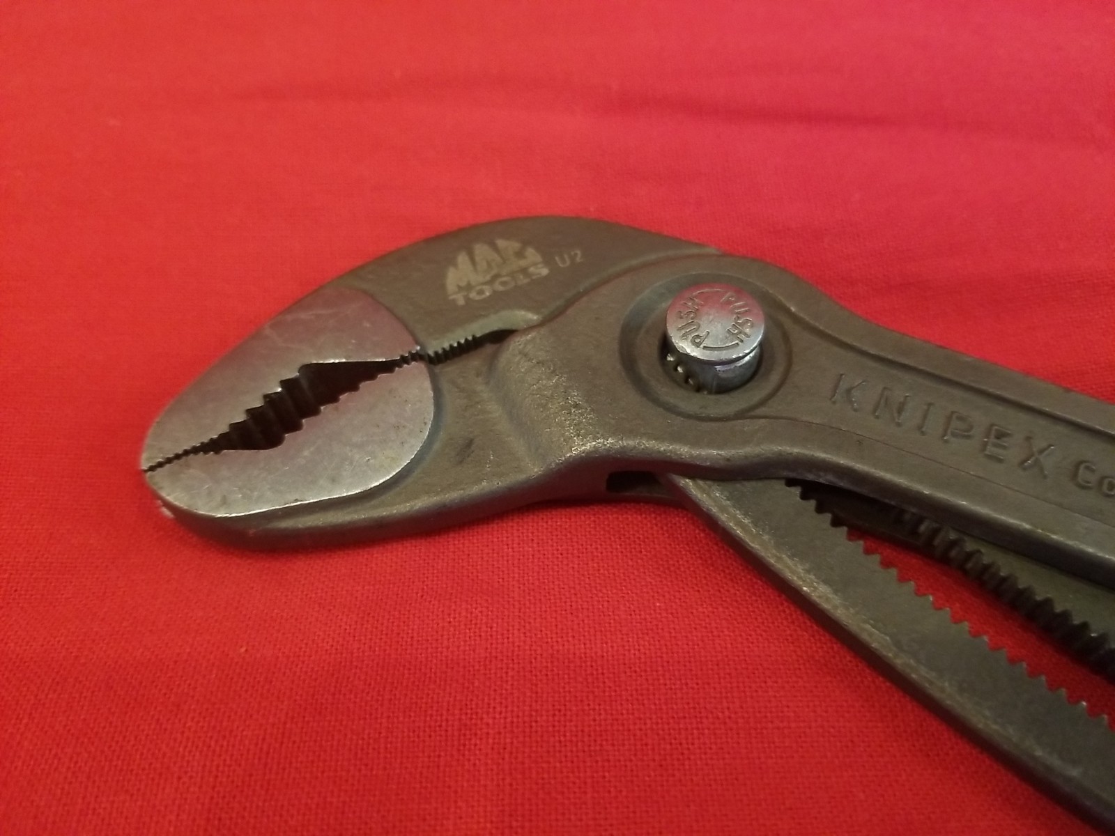 Knipex Cobra Self-Gripping Pliers 12″ Mac Tools P12C Great Condition!