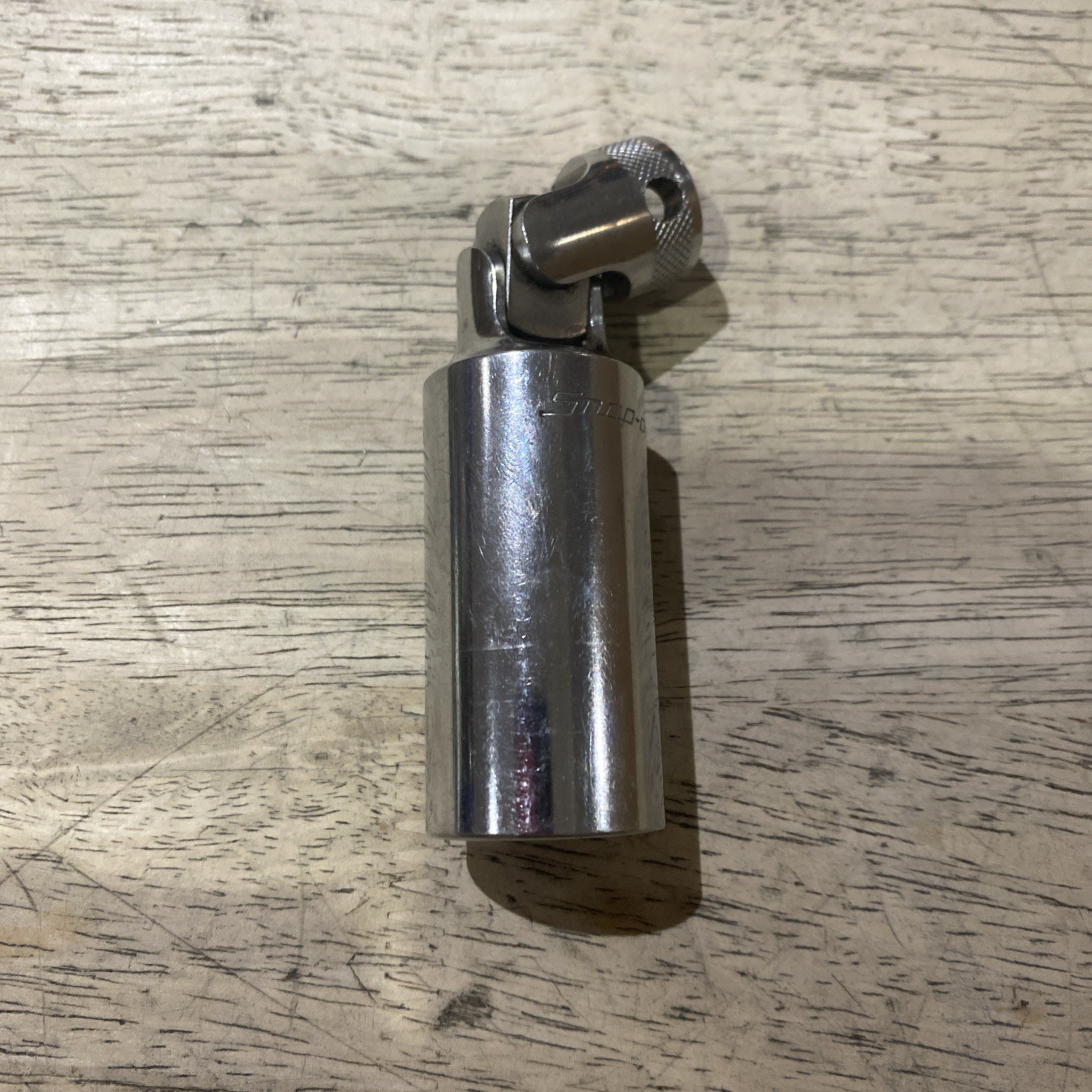 Snap On 3/8″ Drive 13/16″ Spark Plug Socket Universal Swivel S9704KFUA USA