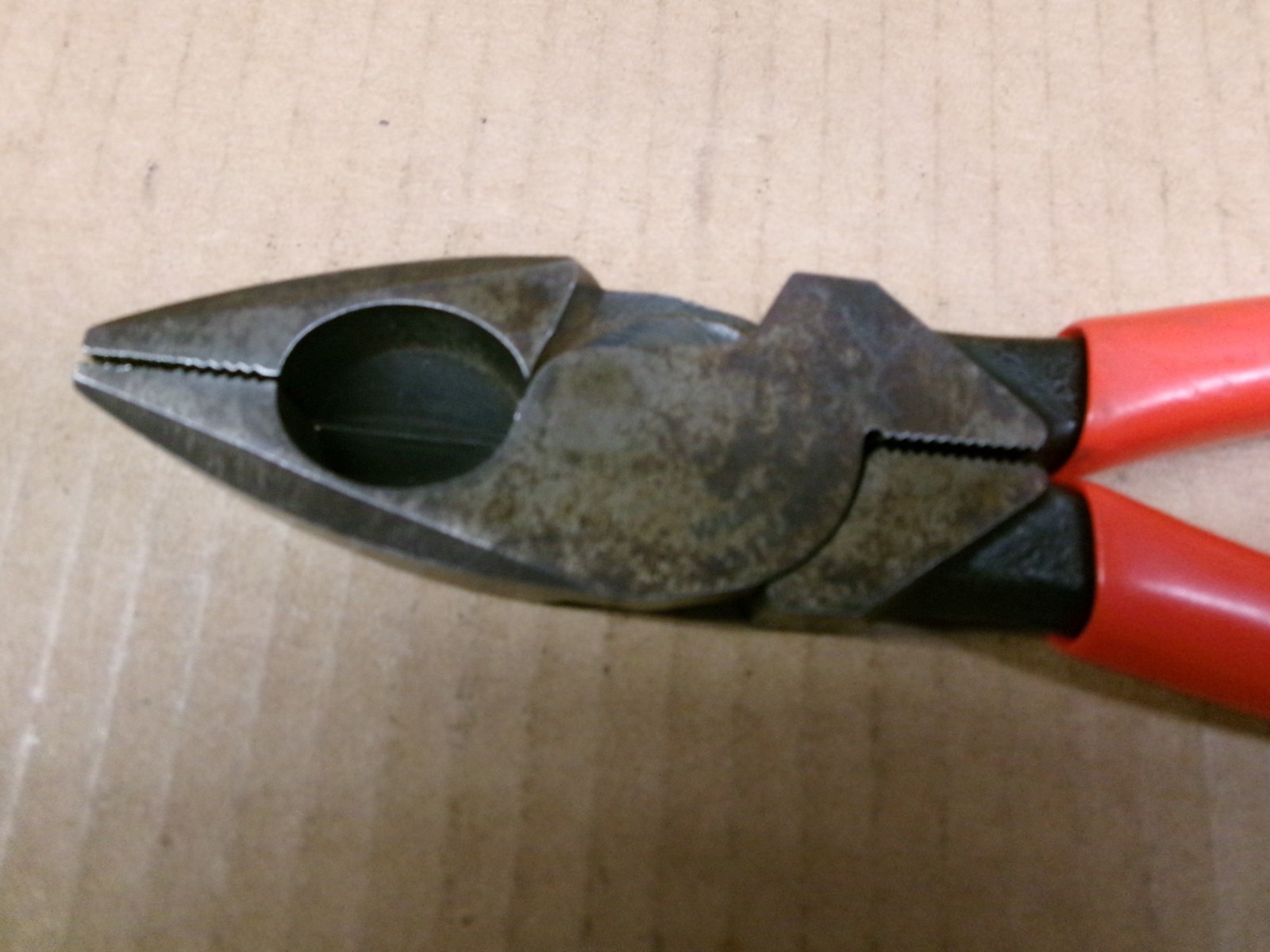 Knipex 9″ High Leverage Lineman Pliers No 0901240