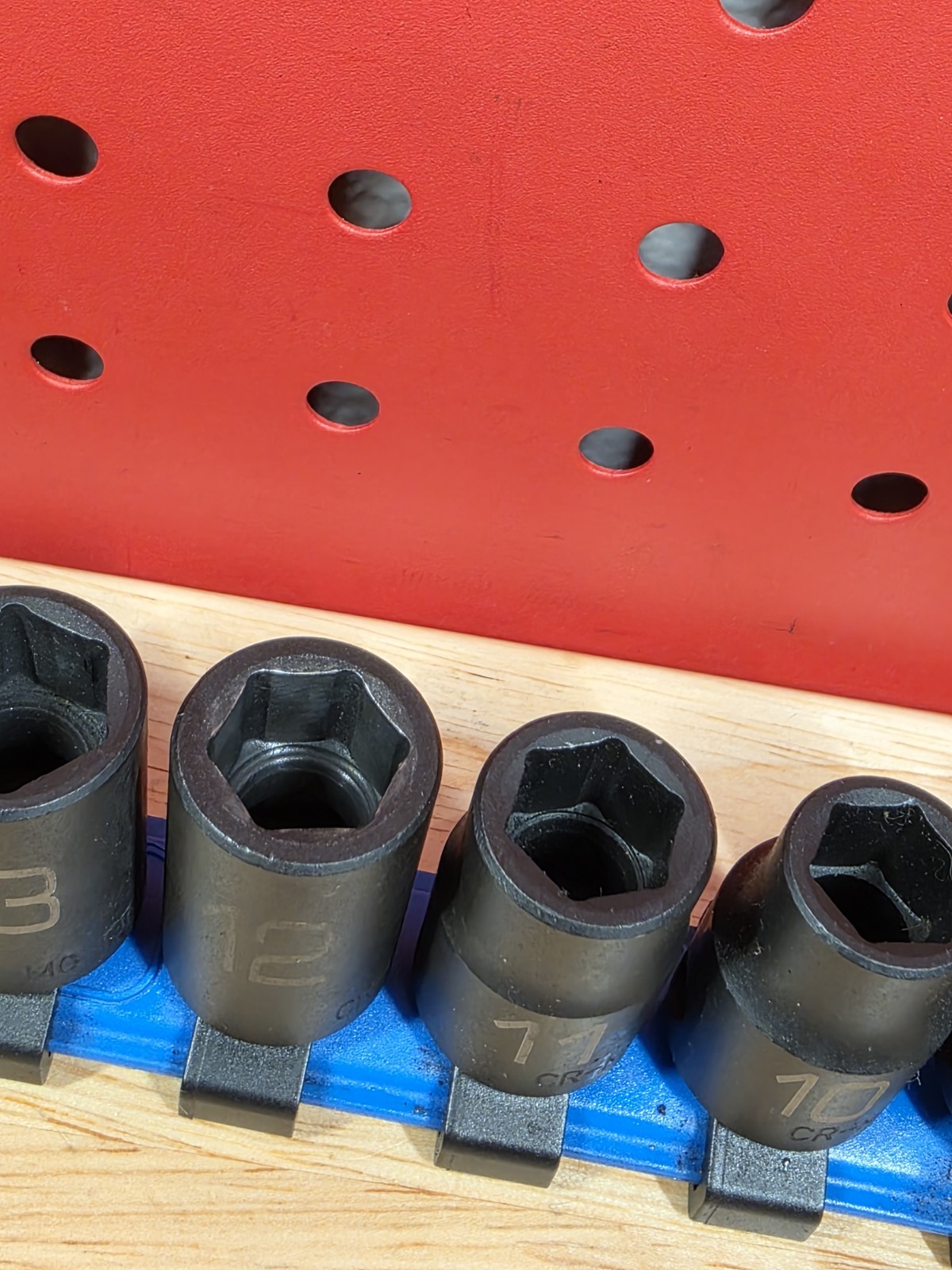Matco Tools Adv SBPM136V 7-19mm 3/8″ Drive Shallow 6-Point Impact Socket Set
