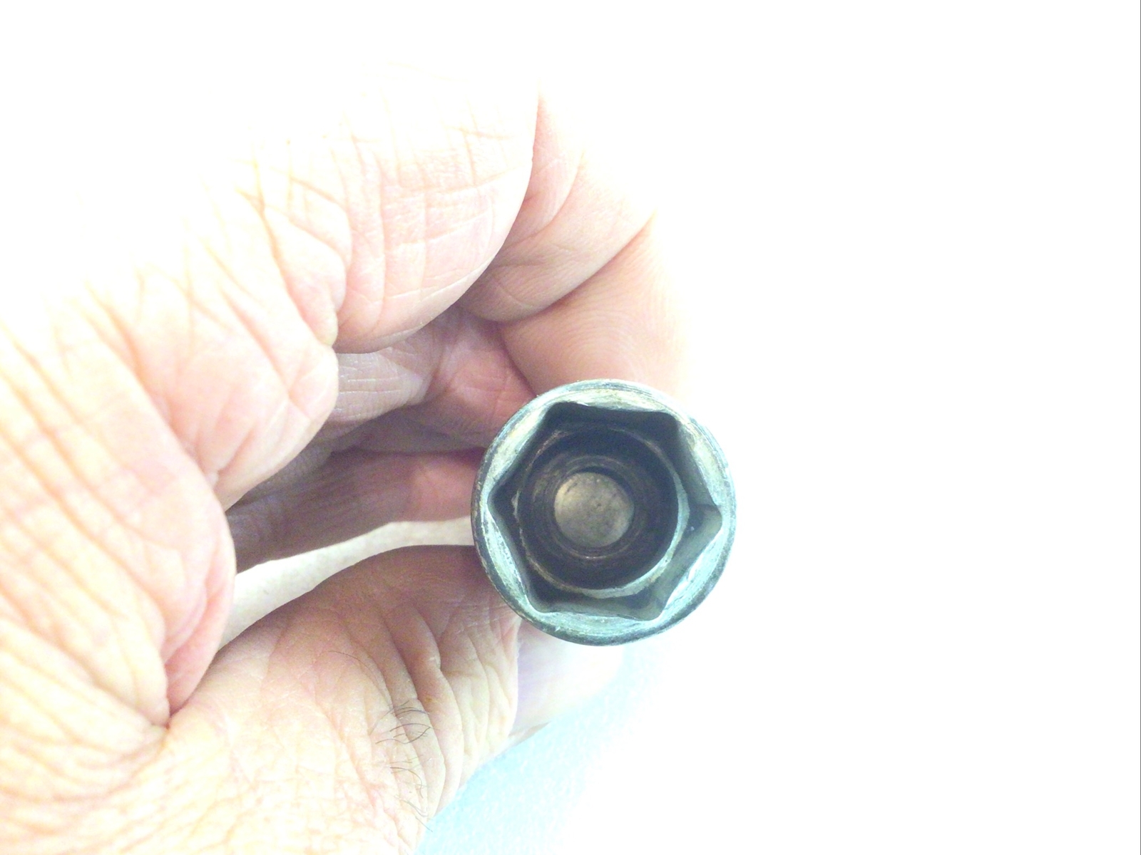 Snap On Tools#FSU22 – 11/16″, SAE, Semi-Deep, Swivel Socket, 3/8”Dr., 6Pt.,-USA-