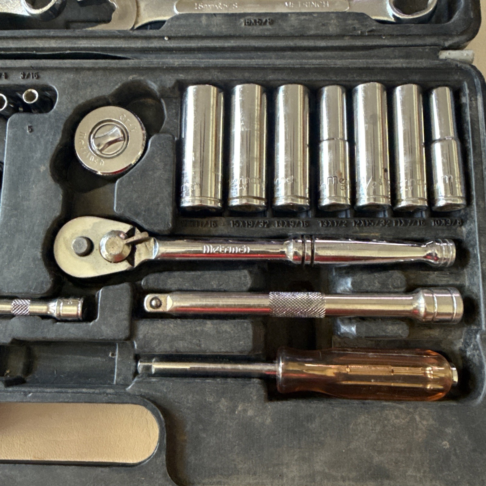 Metrinch 48 pieces Socket & Wrench Set 1/4″ & 3/8″ Drive – Missing 2 Pieces