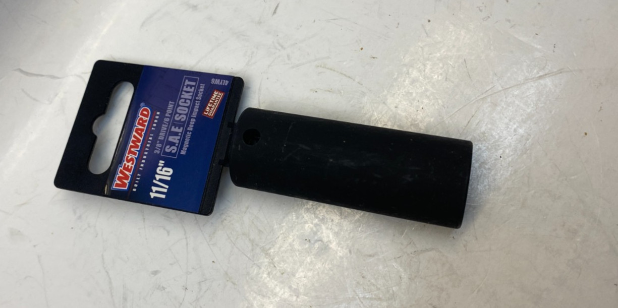 WESTWARD 11/16″ Magnetic Deep Impact Socket – 3/8″ Drive – 6 Point – Black Oxide