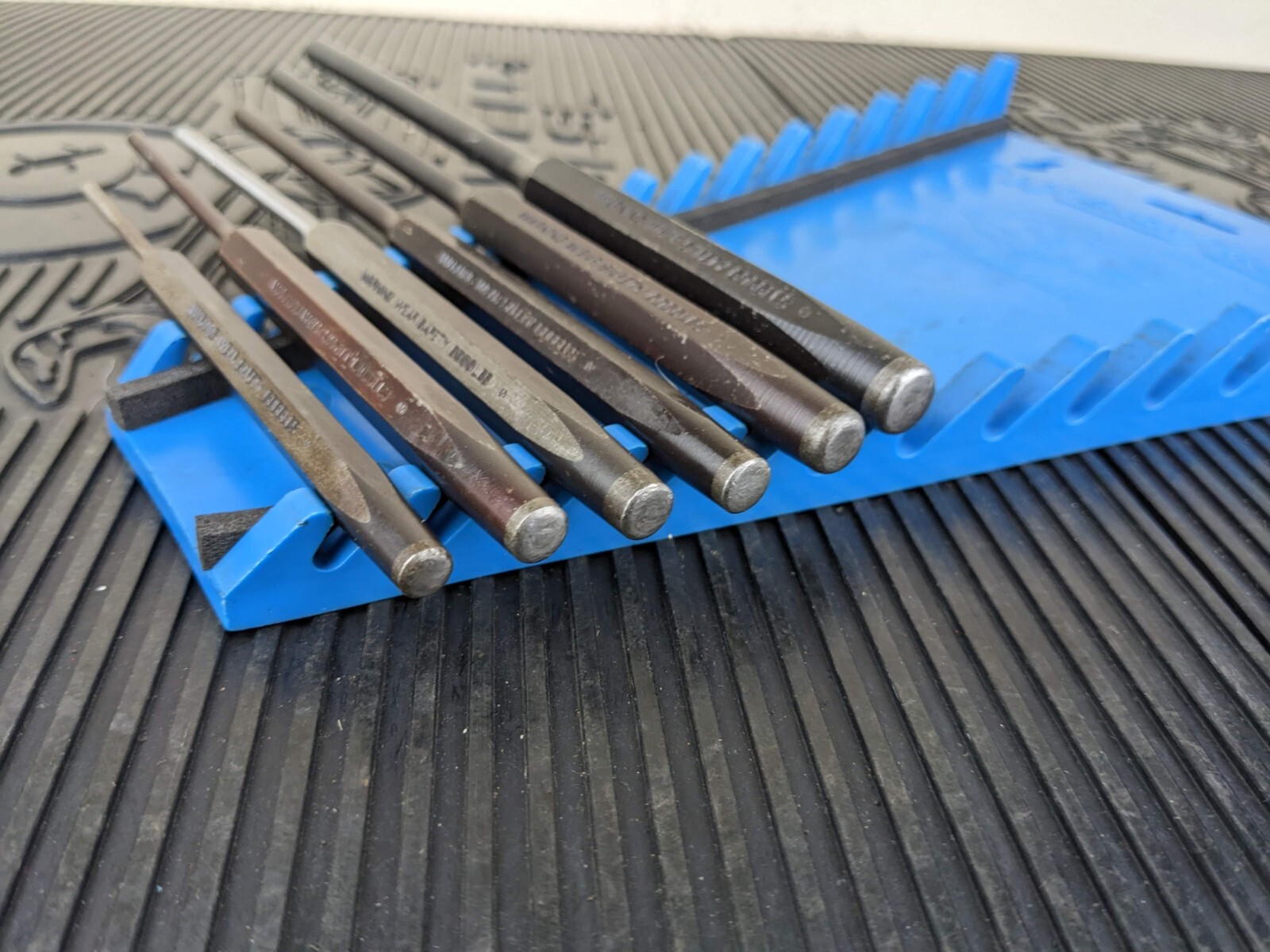#be269 SNAP ON PPCL60BK 6 PIECE «LONG» PIN PUNCH SET