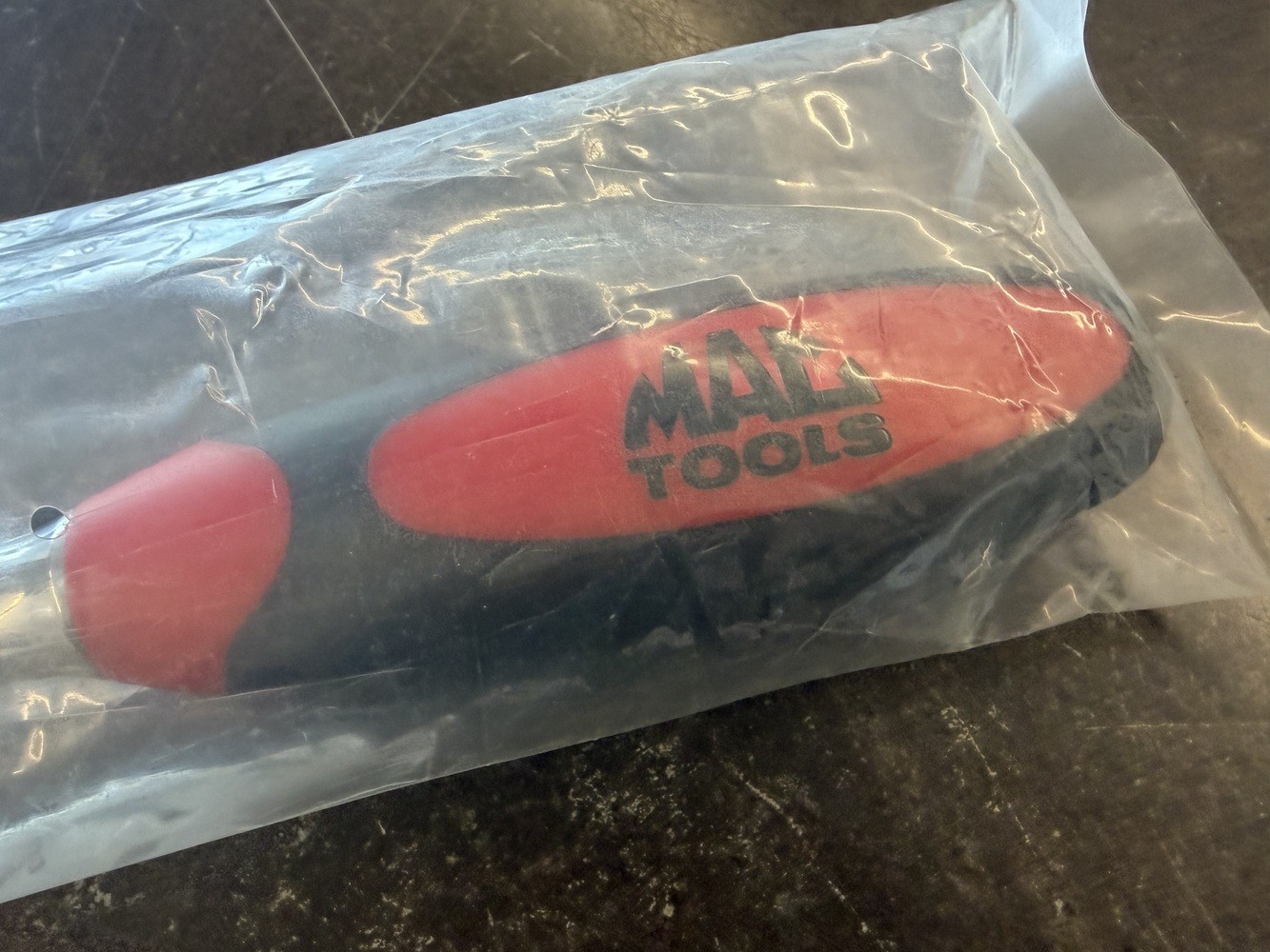 Mac Tools VR100SPA 1/2″ Drive Bi-Material Swivel-Head Ratchet 12″ (1115647)