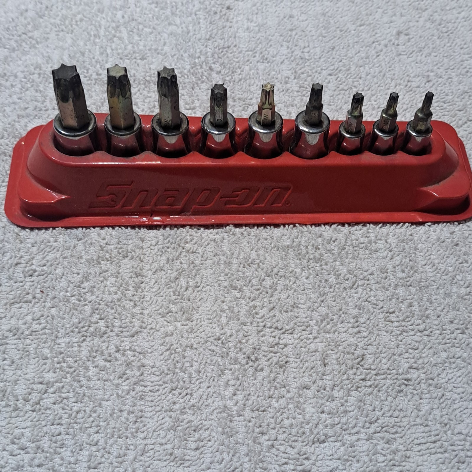 209EFTXBY9 pc Combination Drive TORX® Bit Heavy-Duty Removal Socket Set Used