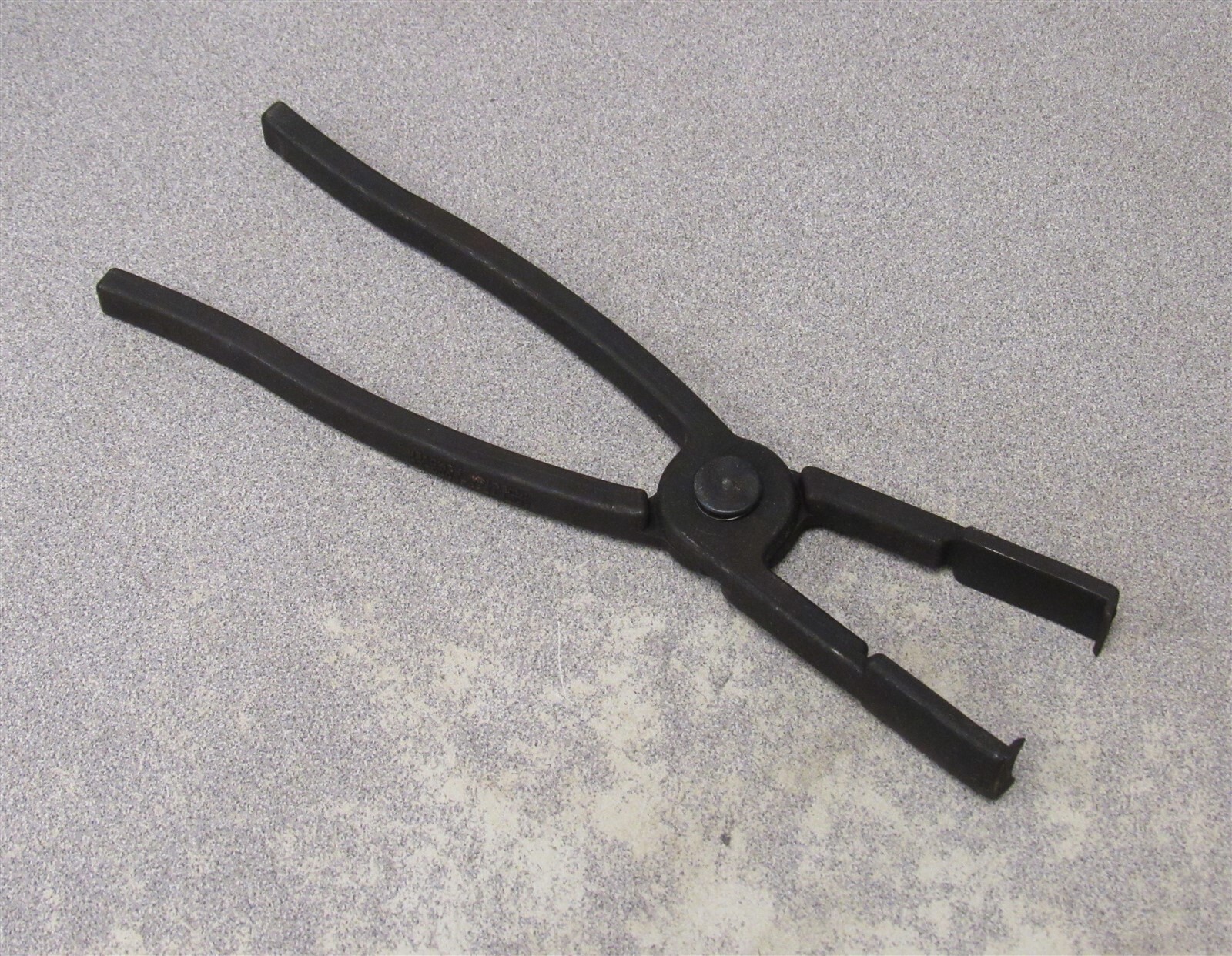 Ford T94P-9000-AH 303-475 OTC Rotunda Injector Remover Pliers