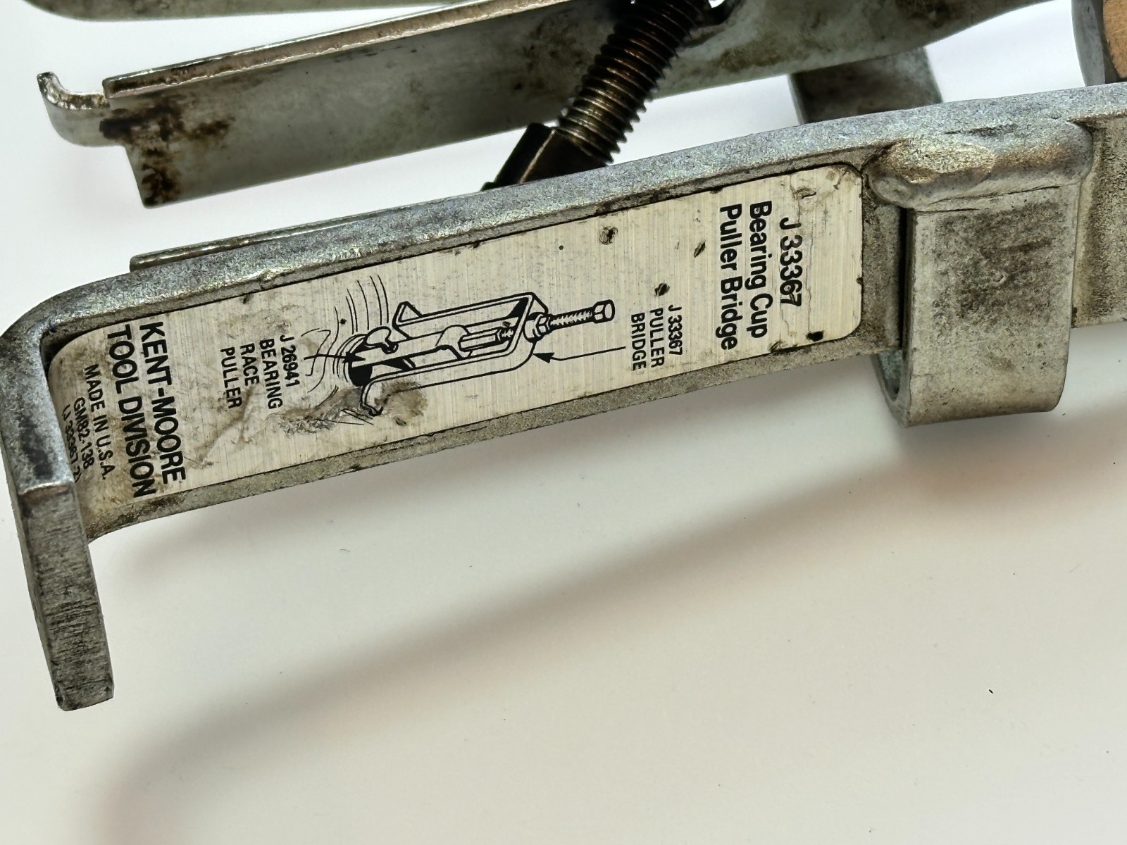 Kent-Moore Tools USA KM J-33367 Bearing Cup Puller Bridge