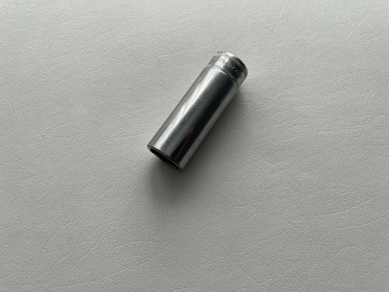 Snap-On Tools USA *2015* 3/8″ Drive 6pt 17mm Metric Deep Chrome Socket SFSM17