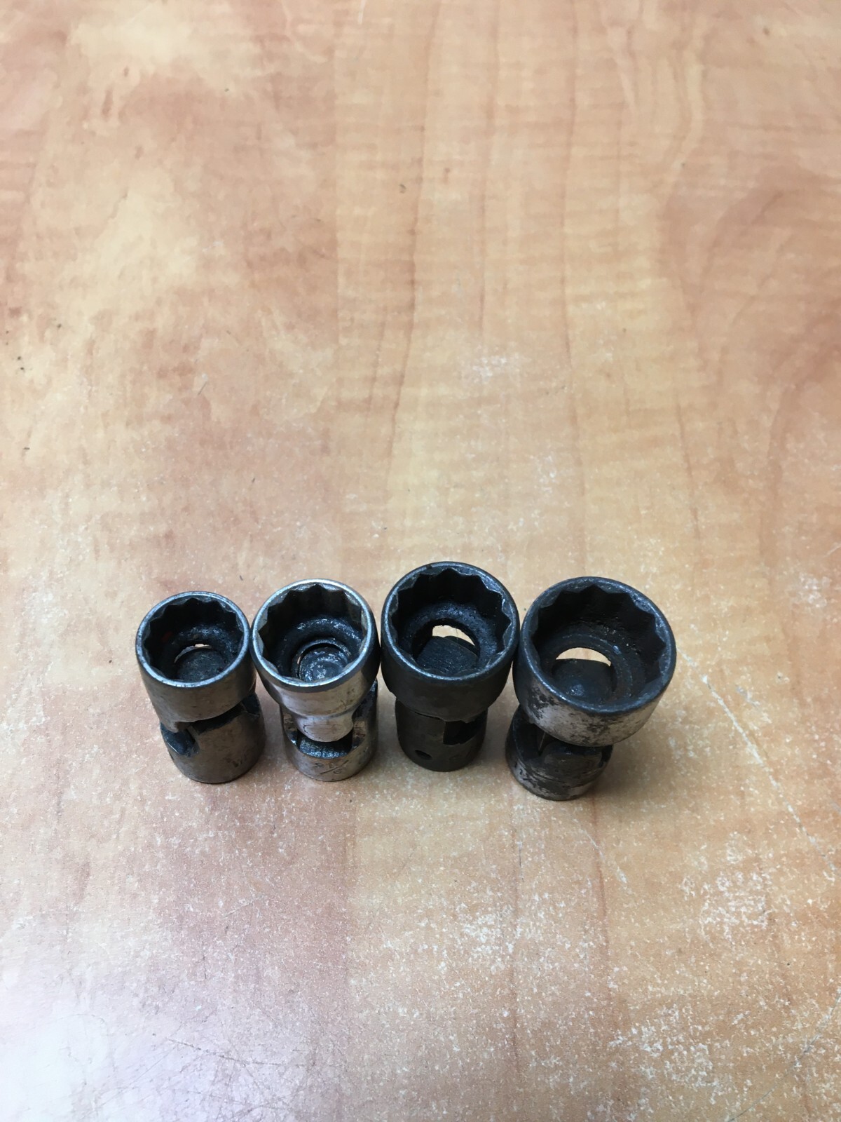 SK Wright Plomb P&C USA 4pc 3/8” Drive SAE Swivel Universal Socket 1/2″ – 11/16