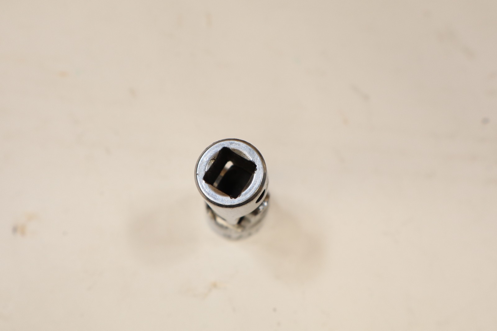 MAC Tools XU186 Swivel Socket 6 Point – 3/8″ Drive 9/16″ Shallow