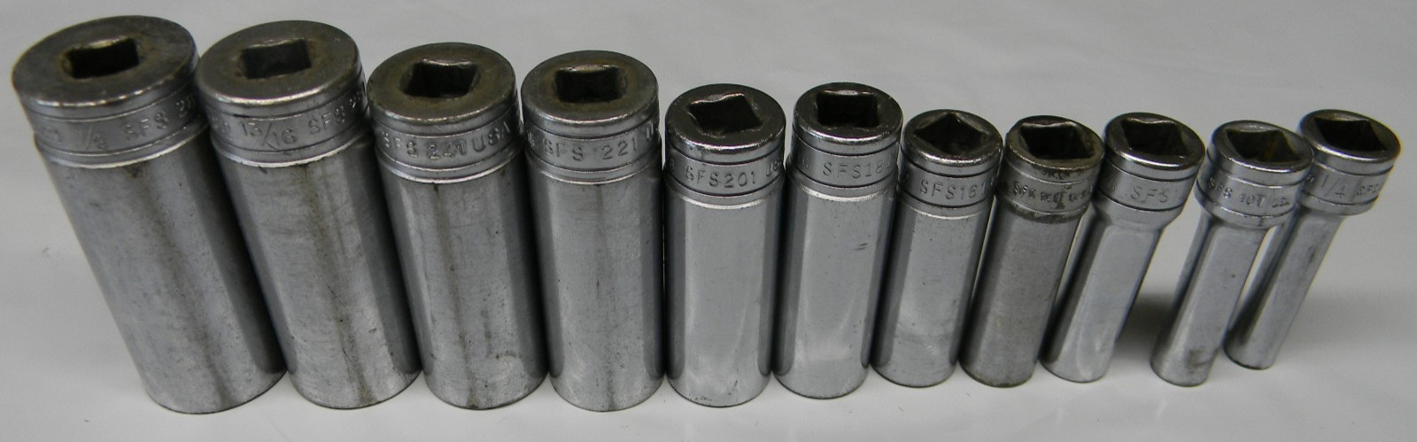 SNAP-ON 3/8″ DR 11PC SAE 6PT DEEP CHROME SOCKET SET 1/4-7/8″ #211SFSY