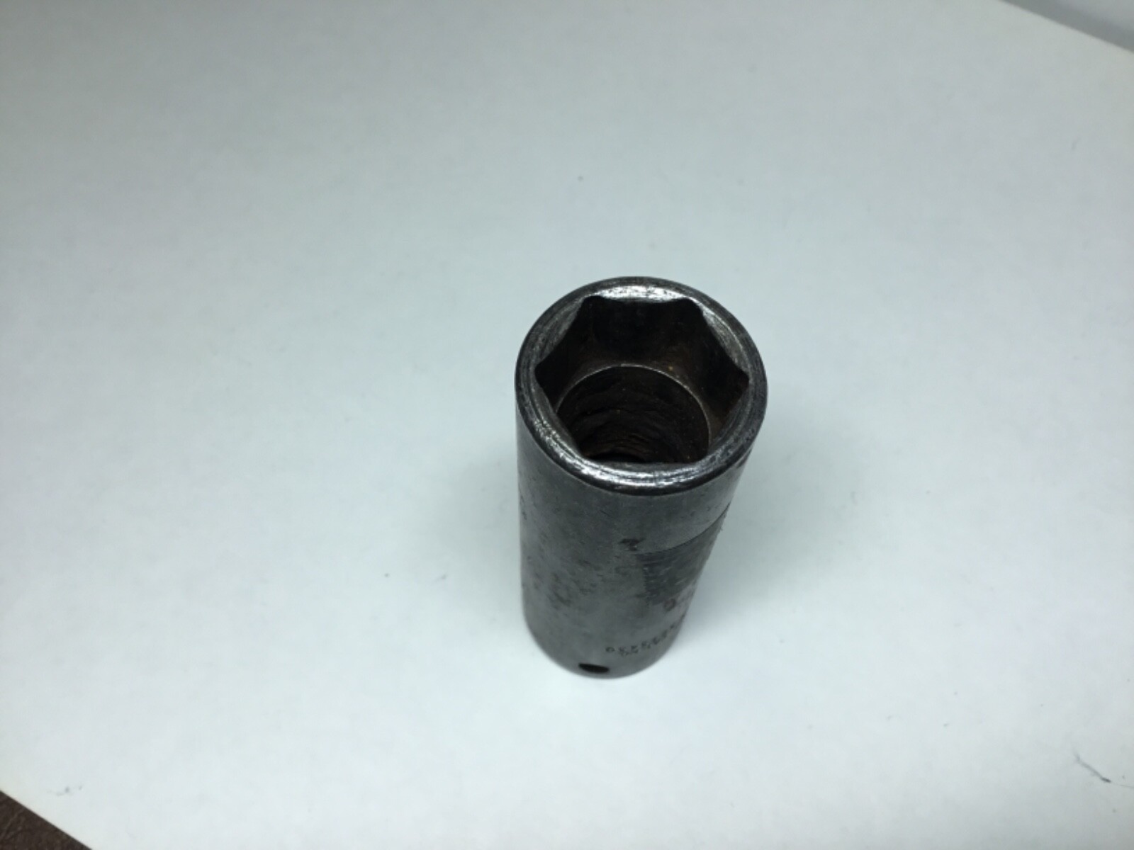 Snap-on Tools USA 3/8″ Drive 11/16″ SAE Deep 6 Point Impact Socket SIMF220 LO-P