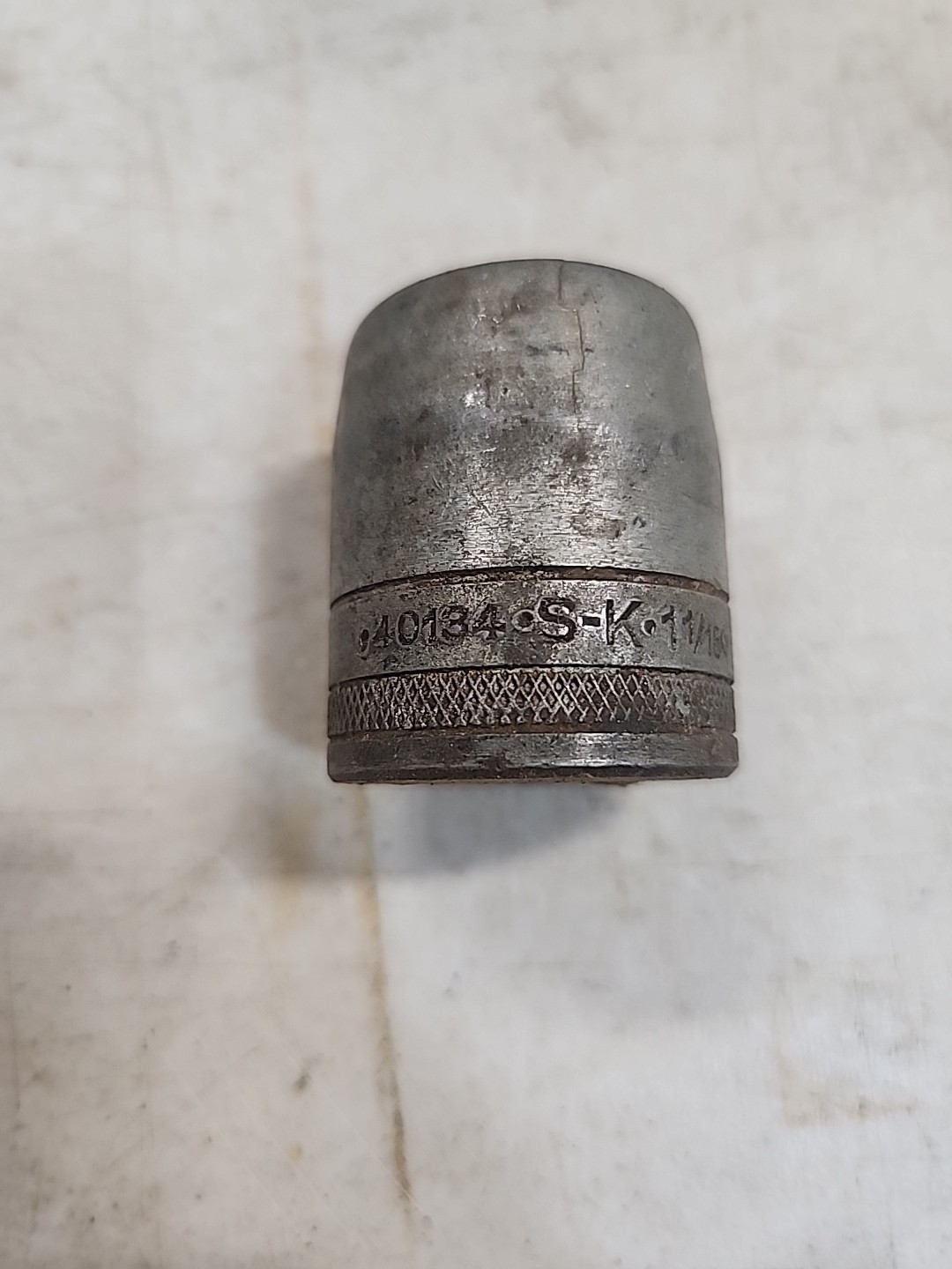 SK 1/2″ Drive 12 Point 1 -1/16 In. Shallow SAE Socket 40134 Knurled