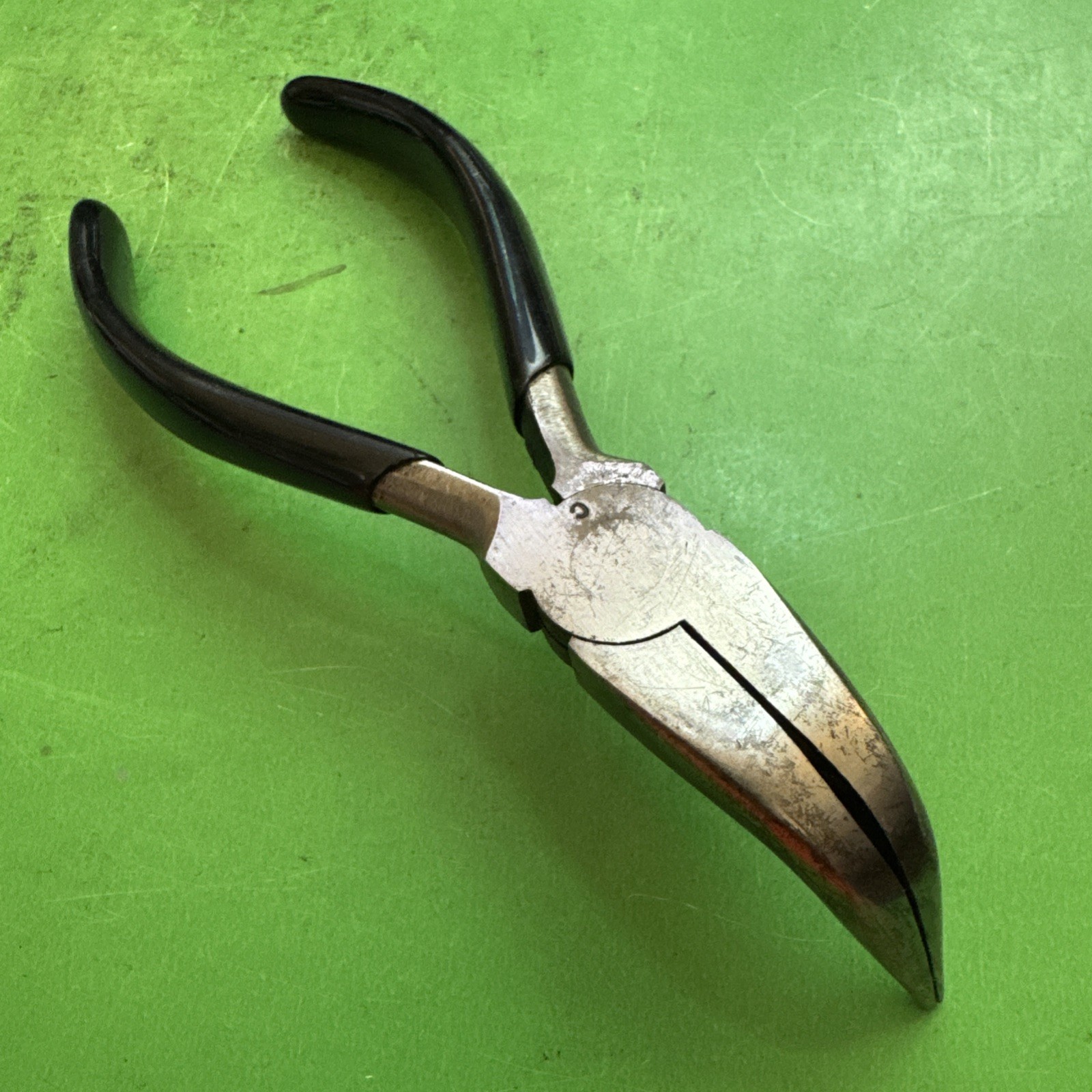 Craftsman Tools USA RARE «C» Stamp 5.5″ Long Black Grip Bent Needle Nose Pliers