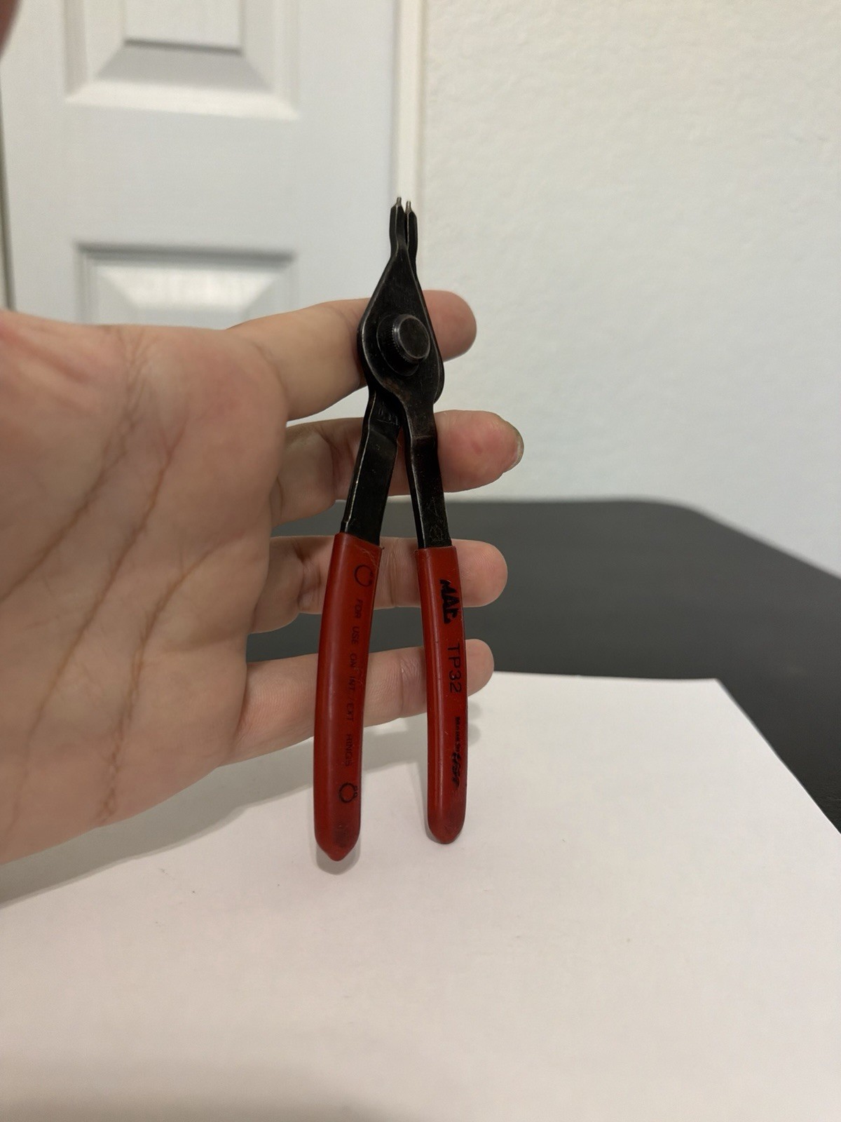 MAC TOOLS TP32, SNAP – RING PLIERS, 6″ LONG *REVERSIBLE*