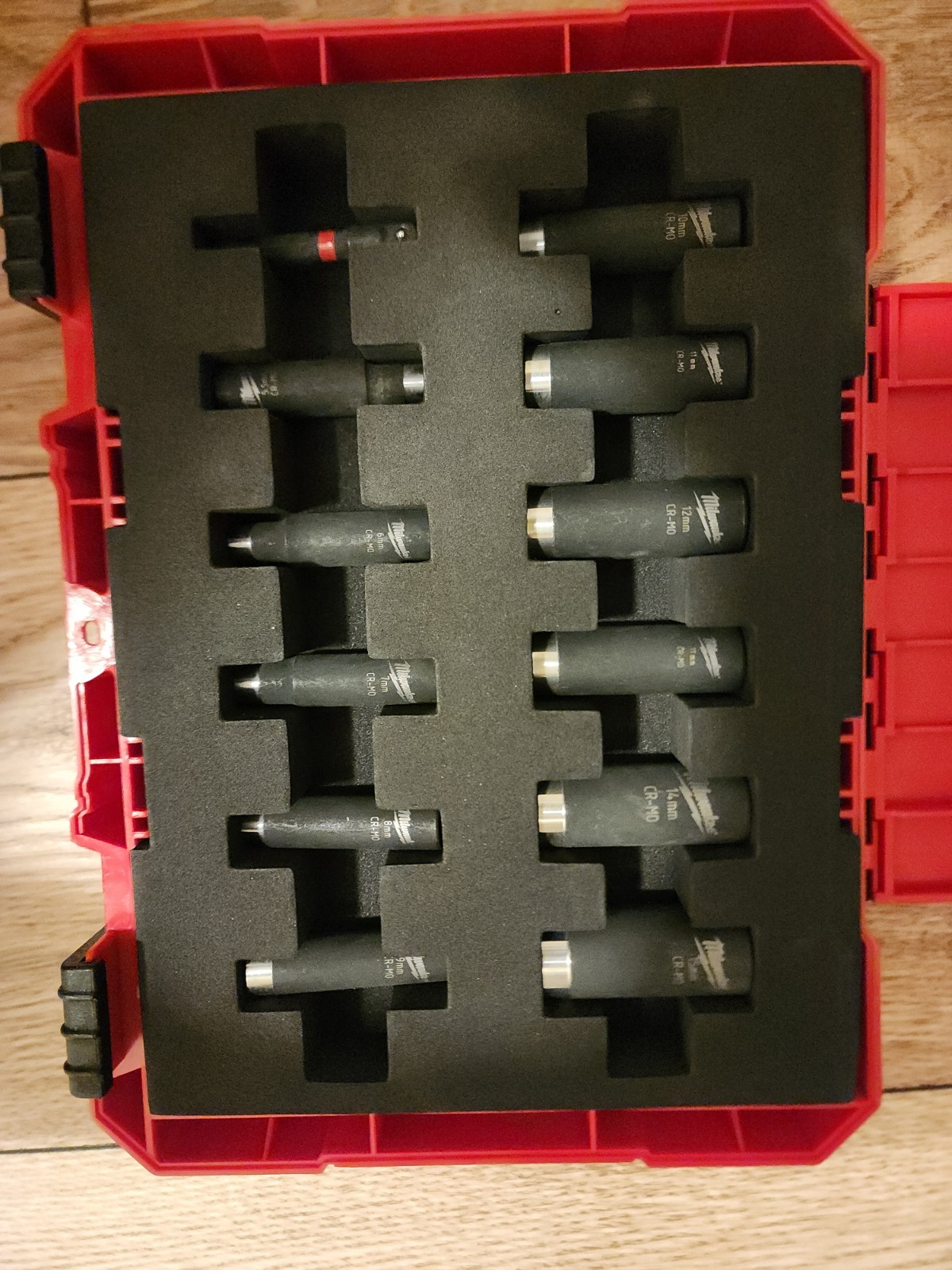Milwaukee SHOCKWAVE Impact Duty 1/4″ Drive Metric Socket Set