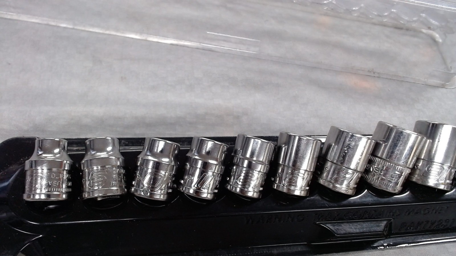 Snap On 3/8″ Drive 15pc Metric 6Pt Socket Set 8mm To 18mm Set YFSM