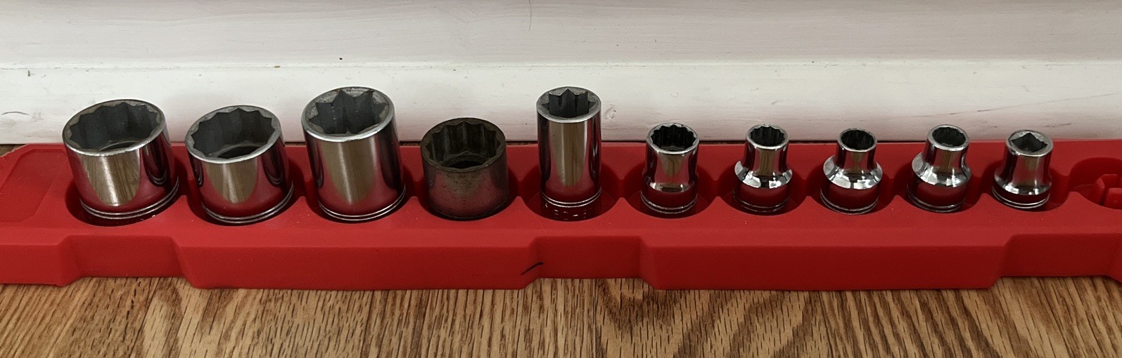 10 Pc Vintage Williams 3/8″ Drive SAE Socket Set USA 5/16” – 7/8” W/ Holder READ