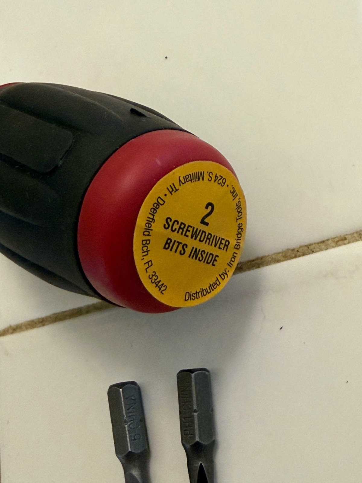 Iron Bridge Tools Inc 4” Screwdriver w/ 2 Bits Inside USA