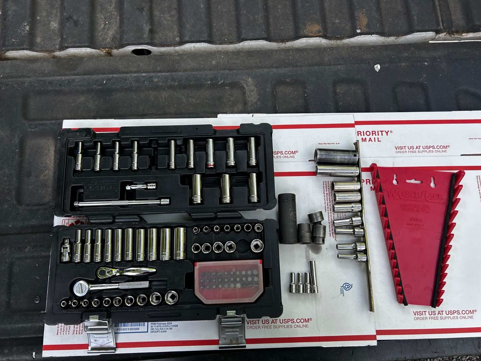 MATCO TOOLS SILVER EAGLE 1/4” Socket Set & MATCO Sockets-Starting Bid @ $57.50
