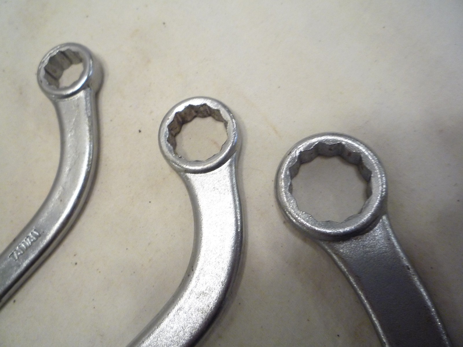 NICE – 3 pc Half Moon Curved Obstruction 12 pt Box Wrench set 7/16 -3/4”
