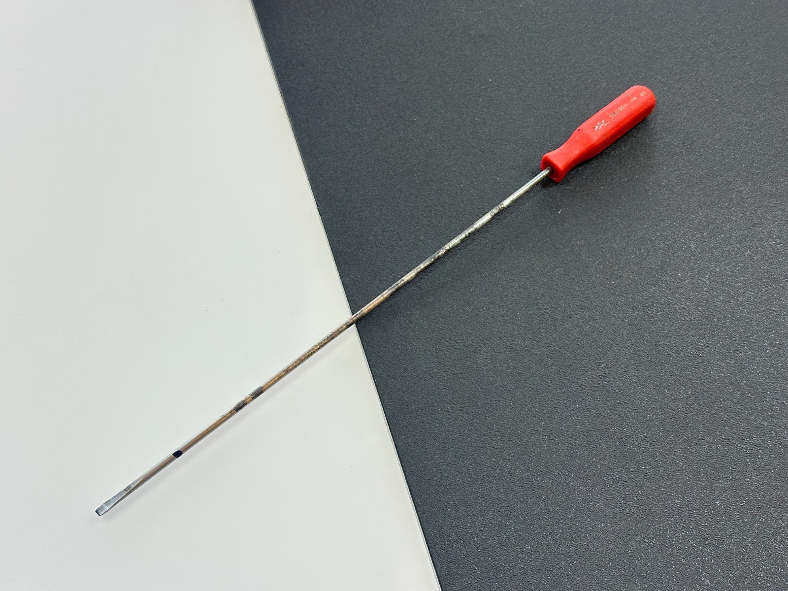 MAC Tools USA SDD10A Red Hard Handle 12″ Overall Length Flat Slotted Screwdriver