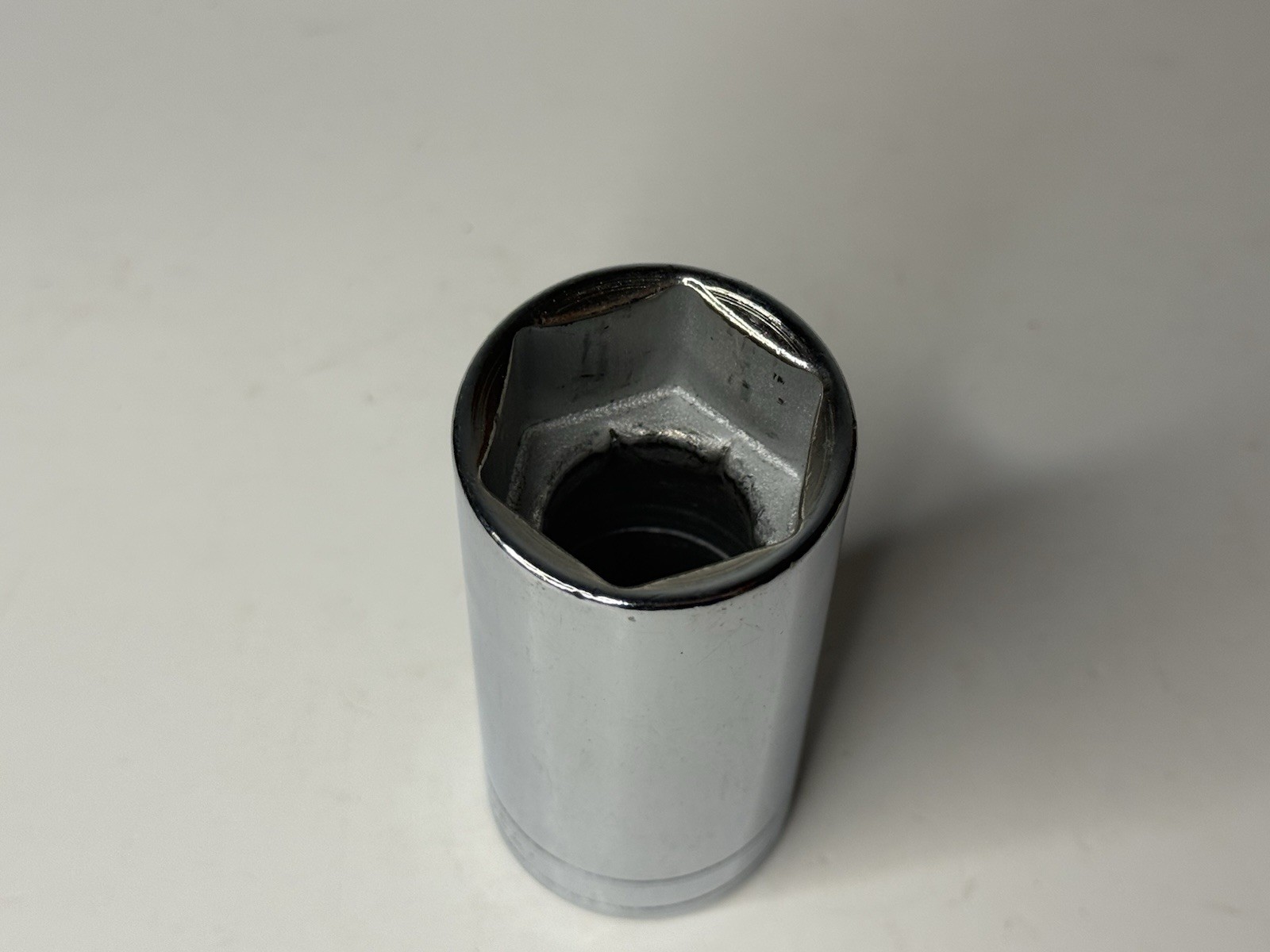 SK Tools 41836 1/2″ Drive 1-1/8″ 6pt Deep Fractional Chrome Socket USA