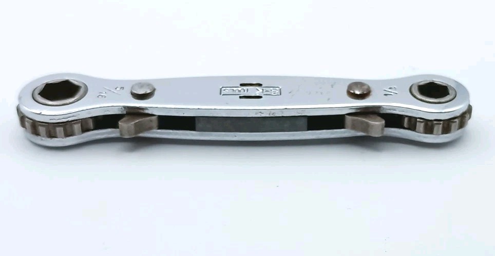 S-K Tools RB810 1/4″ x 5/16″ Ratcheting Box Closed End Wrench 6 Point