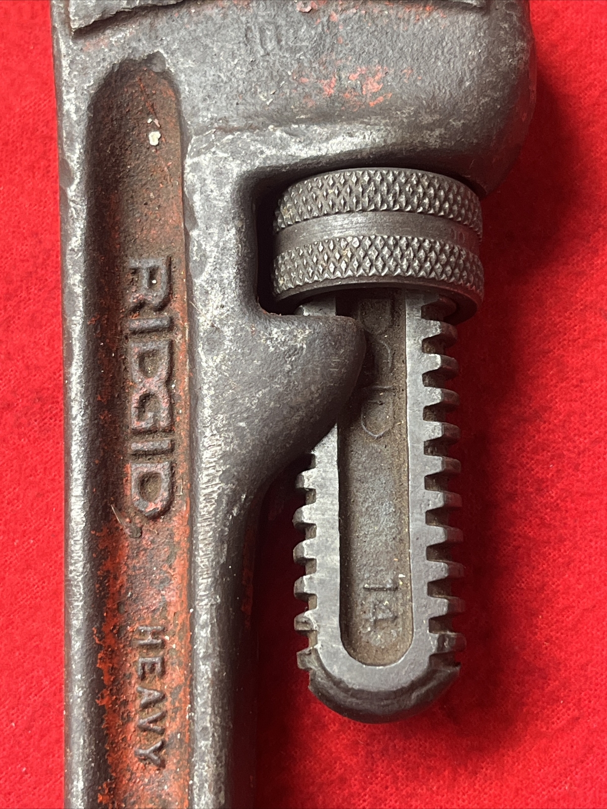 VINTAGE RIDGID HEAVY DUTY 14″ STRAIGHT PIPE WRENCH – USA (k49)