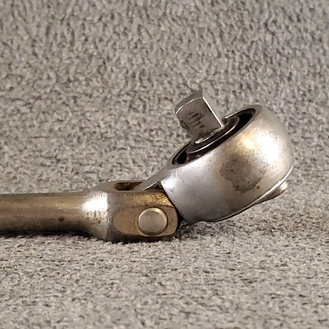 Champion CT-405 Plug-Master 3/8 Drive Flex Head Ratchet