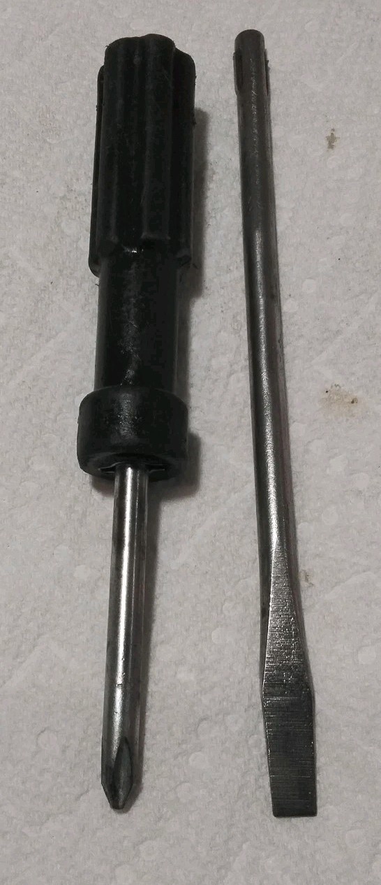 HONDA INTERCHANGEABLE SCREWDRIVER HANDLE & BITS TOOL REPAIR CAR KIT JAPAN
