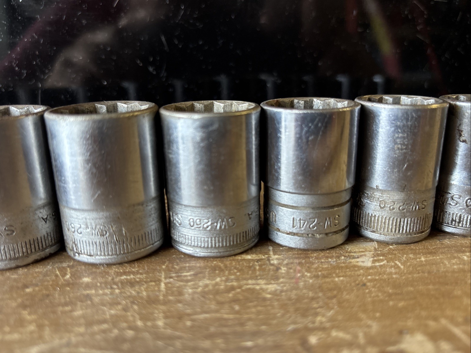 Vintage Set of 11 Snap On 1/2″ Drive 12 Pt. SAE SW Sockets