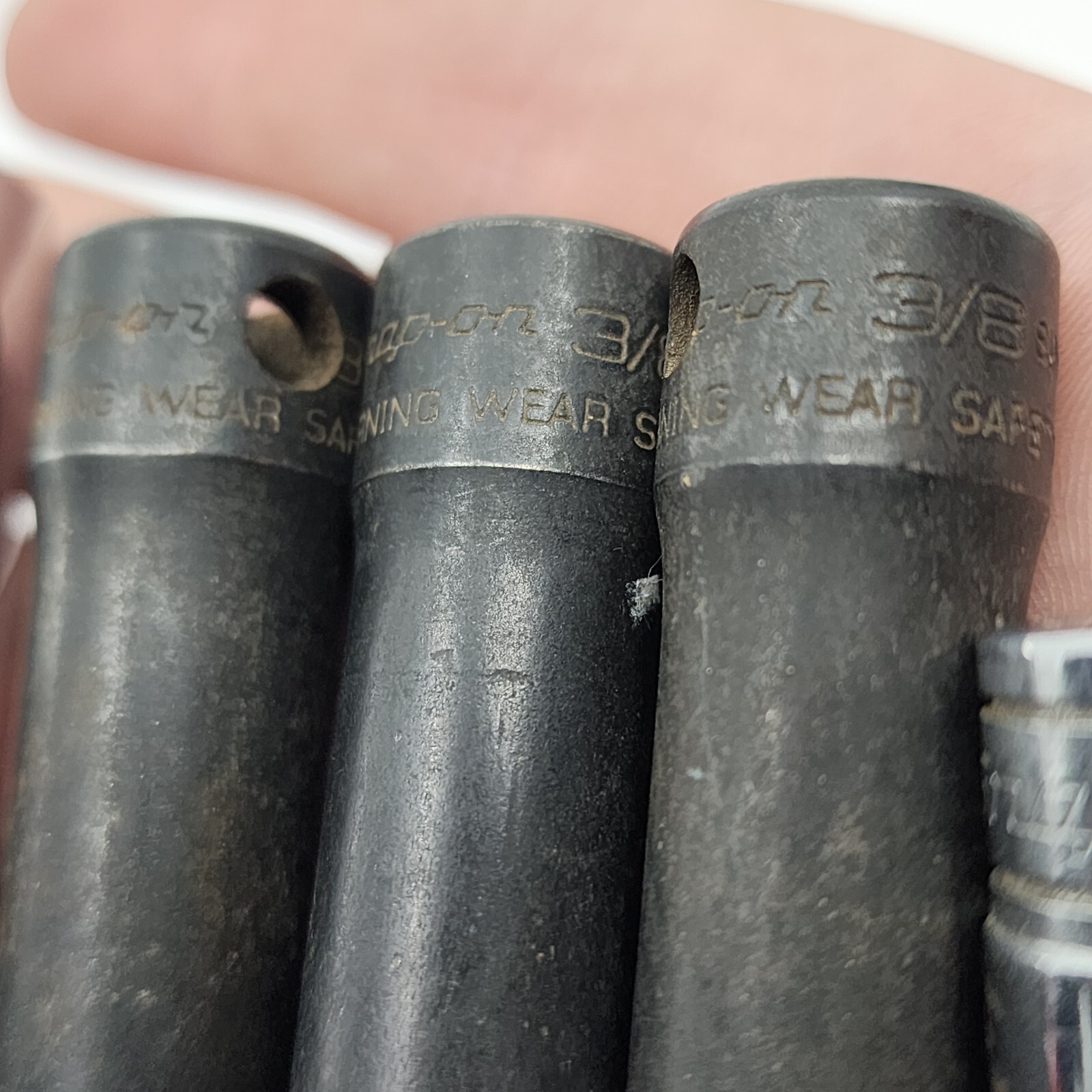 Lot of 5 Snap on Ratchet Sockets 5/8 FEL800, (3) 3/8 SIMF120 & 1/2 F161