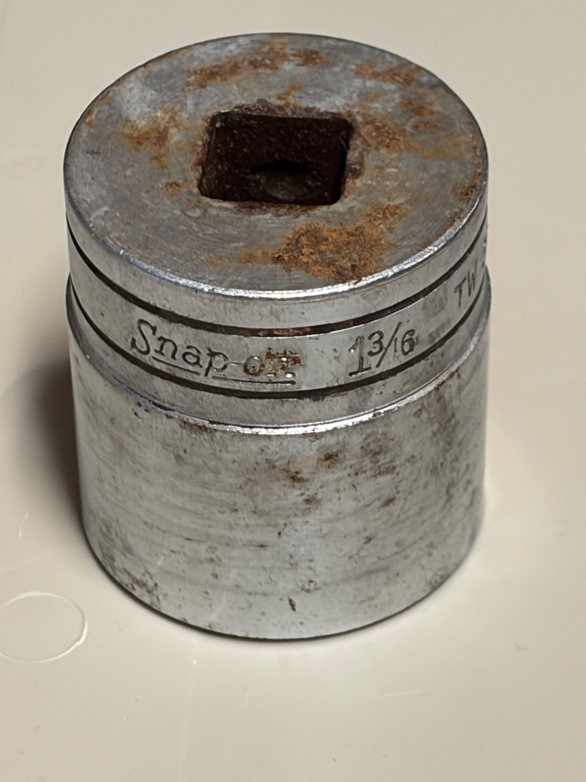 SNAP ON 1/2 INCH DRIVE SOCKET TW-381 SIZE 1 3/16