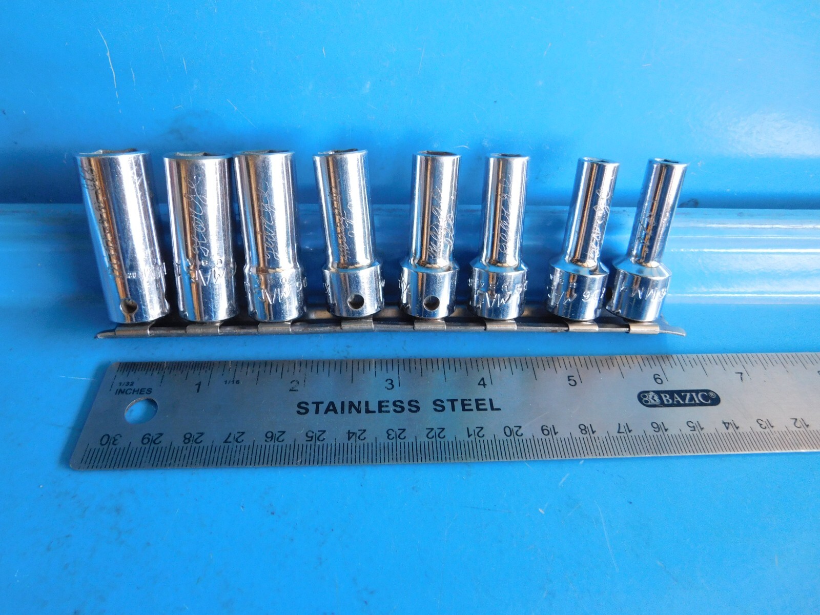 USED,MAC TOOLS » 6MM THRU 13MM » SEMI DEEP (INTERMEDIATE) 3/8 IN. DR. SOCKETS