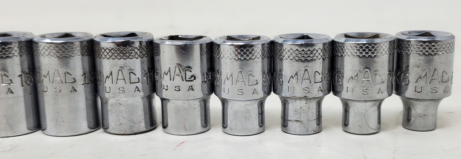 MAC Tools 15pcs Metric 3/8″ Socket Set – Mix Of 6PT & 12PT (6mm-20mm)