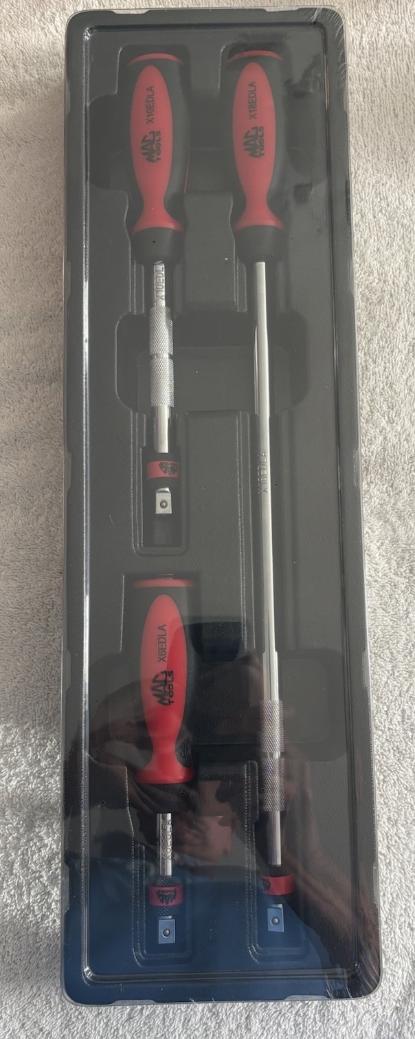 Mac Tools 3 Pc. 3/8” Drive Locking Hand Drive Extension Set w/Plastic Tray