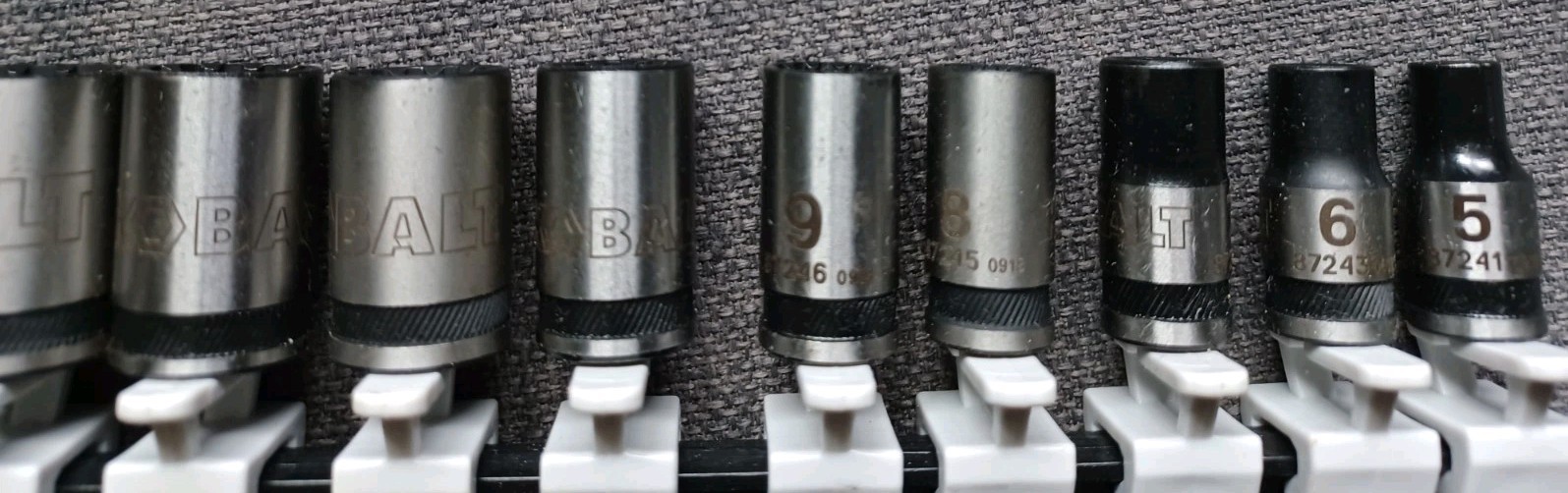 Kobal 9pc Universal 1/4 In Drive (NEW, SEE DESCRIPTION)