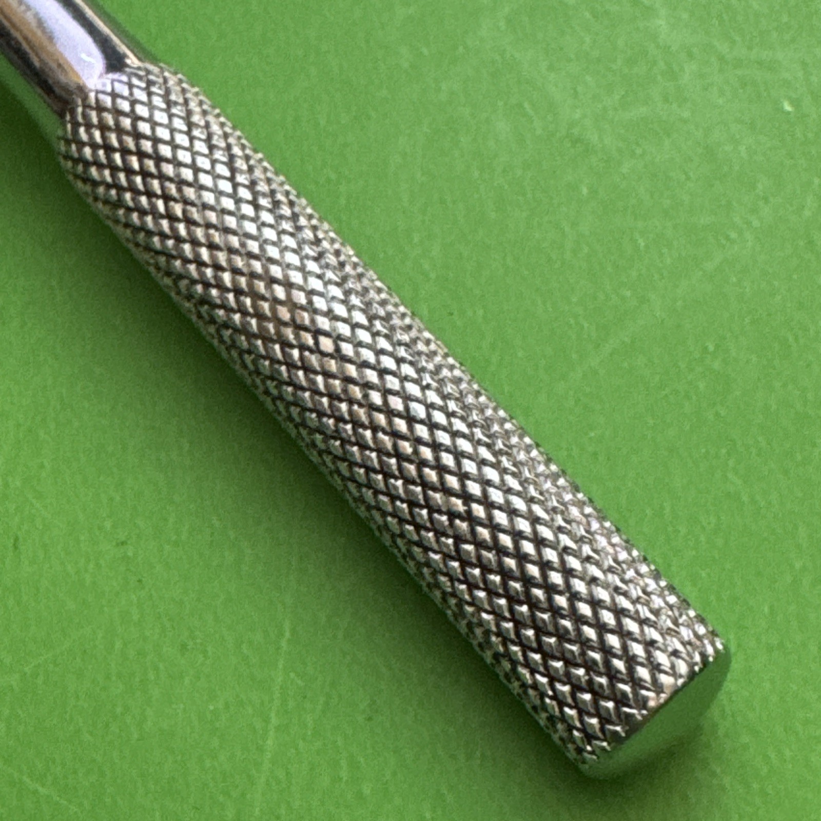 MAC Professional Tools USA 1/4″ Drive 4.75″ Long Knurled Pear-Head Ratchet MR5