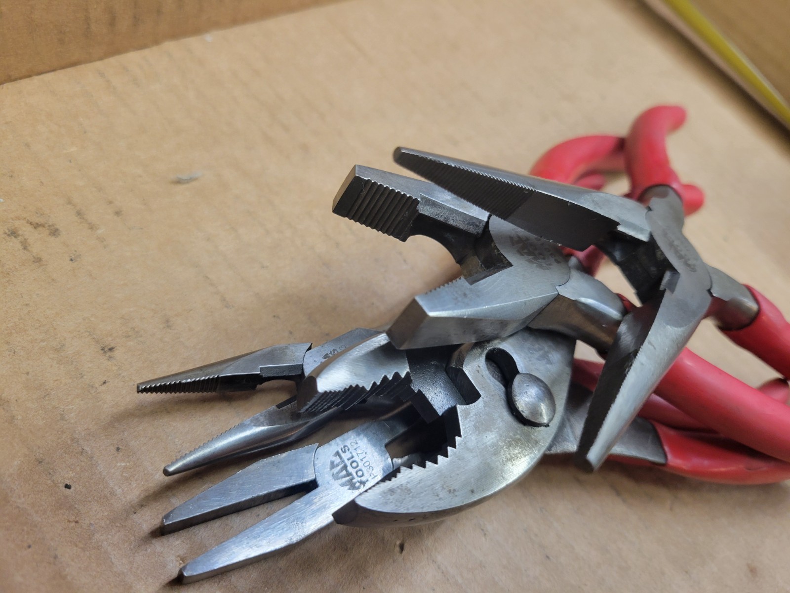 Mac Tools USA 5-Piece 3/8″ Pliers Set