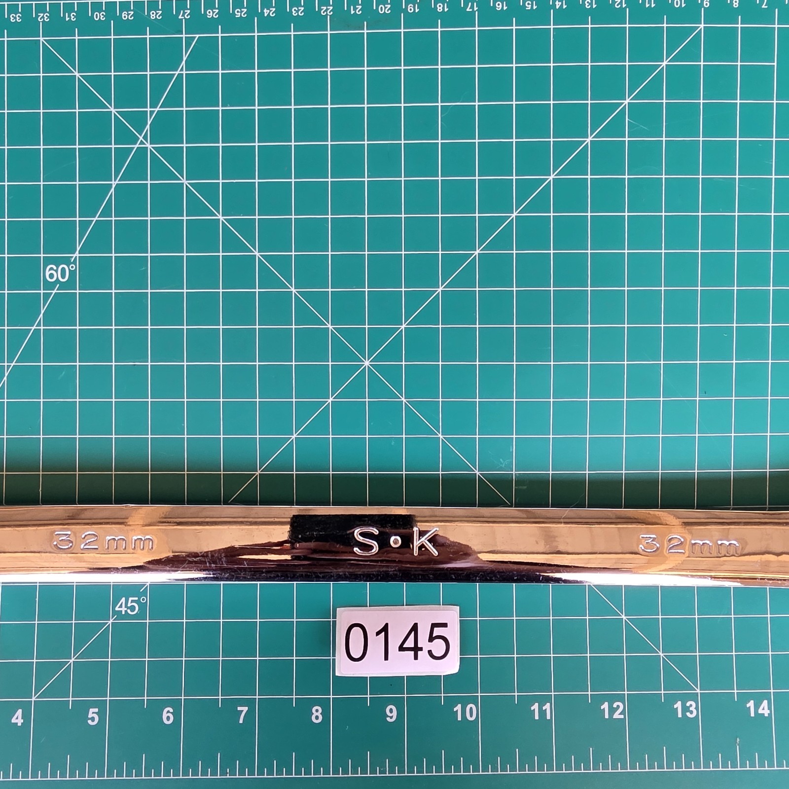 S-K Pro Tools 32mm 12pt Metric Regular Combination Wrench #88332 17-1/2″ L